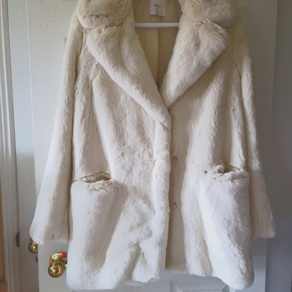 Aritza Wilfred Fur jacket
